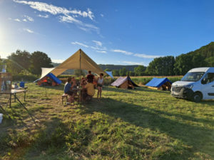 Faire son feu de camp, les techniques pour réussir